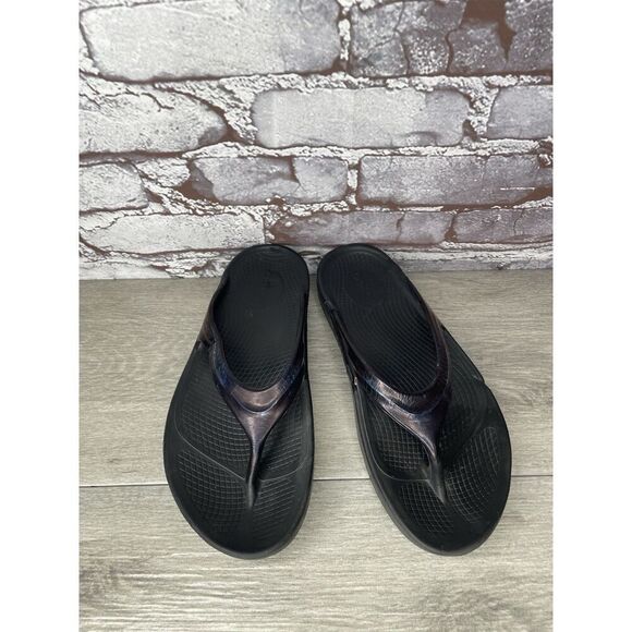 OOFOS OOlala Purple Metallic Recovery Flip Flop Sandals Women’s Sz 7.5M US/38EU - Picture 2 of 16